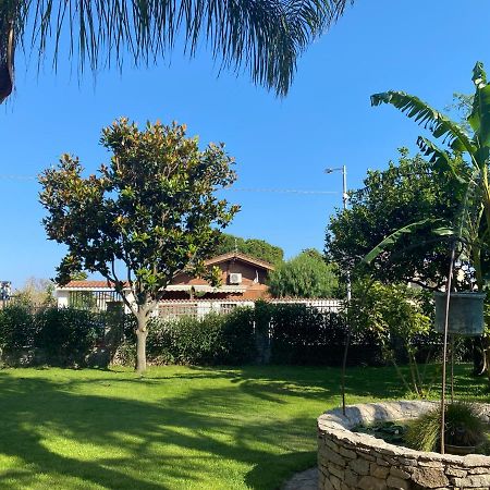 B&B Il Giardino Delle Meraviglie เมลิโต ดิ ปอร์โตซัลโว ภายนอก รูปภาพ