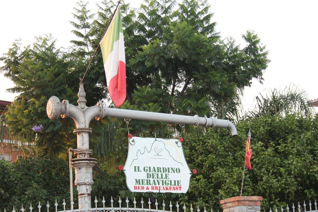 B&B Il Giardino Delle Meraviglie เมลิโต ดิ ปอร์โตซัลโว ภายนอก รูปภาพ